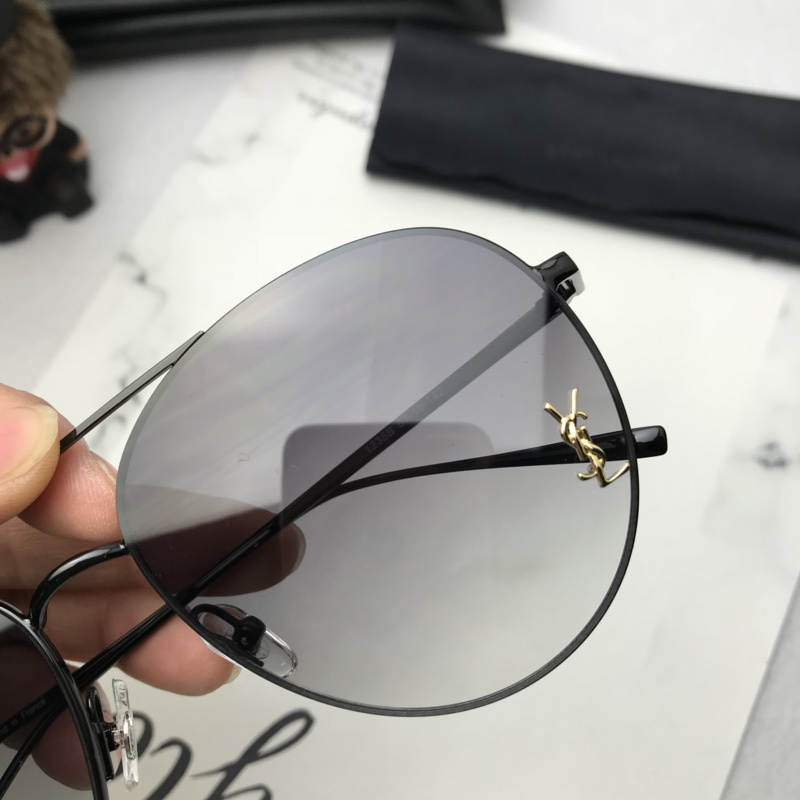 YSL  Sunglasses AAAA-210