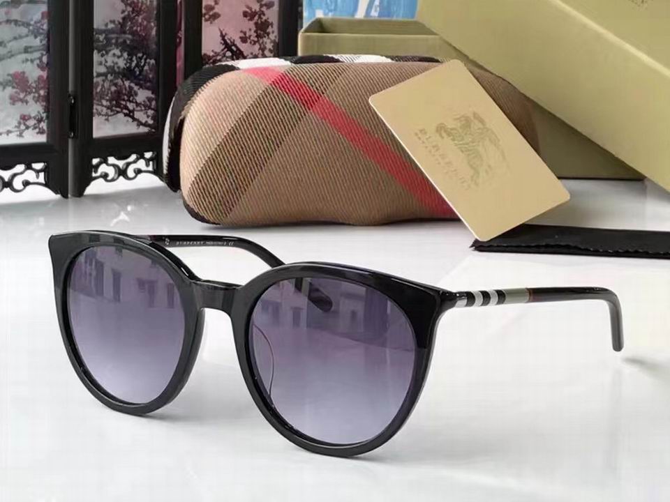 Burberry Sunglasses AAAA-259