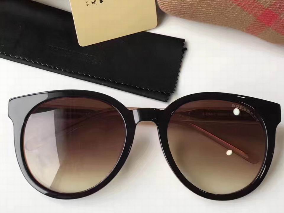 Burberry Sunglasses AAAA-302