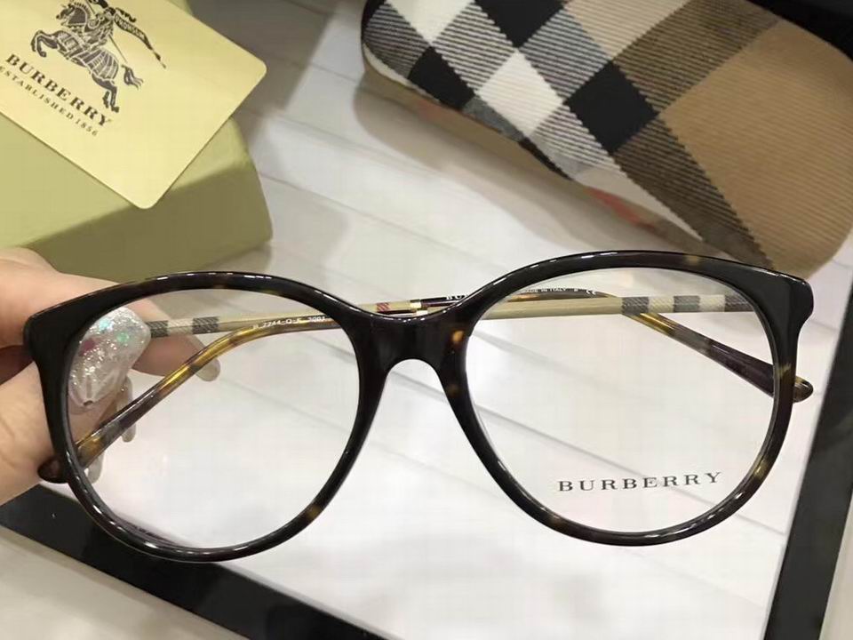 Burberry Sunglasses AAAA-350