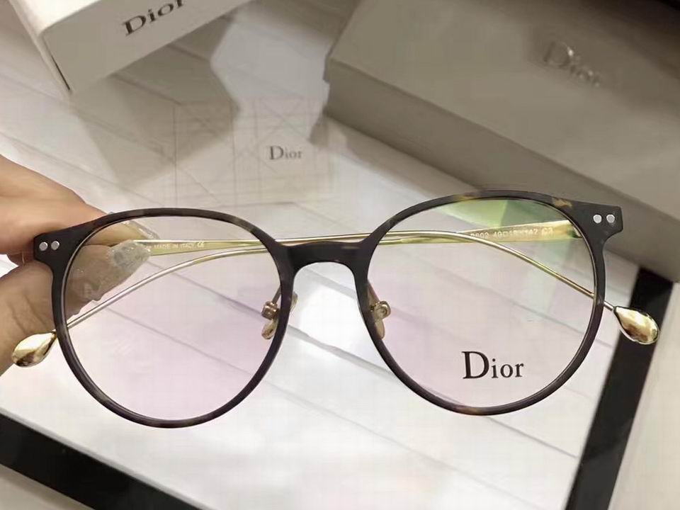 Dior Sunglasses AAAA-1701