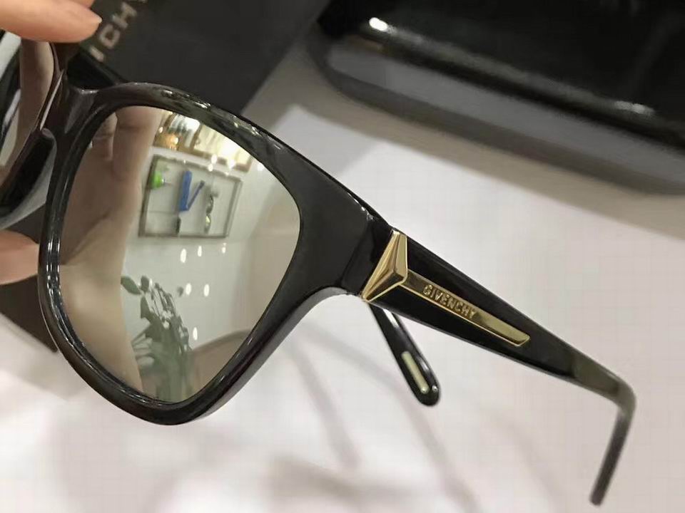 GIVENCHY Sunglasses AAAA-079