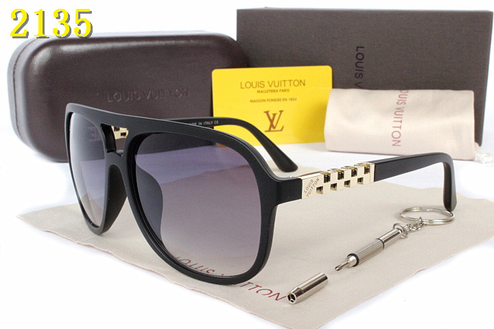 LV Sunglasses AAA-053