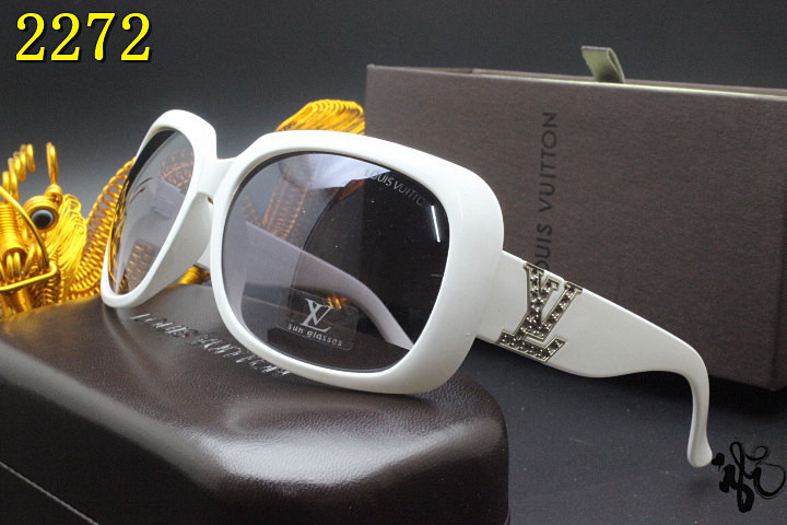 LV Sunglasses AAA-065