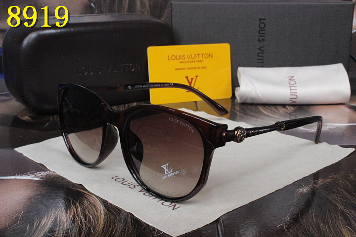 LV Sunglasses AAA-105