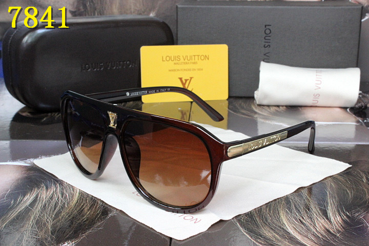 LV Sunglasses AAA-116