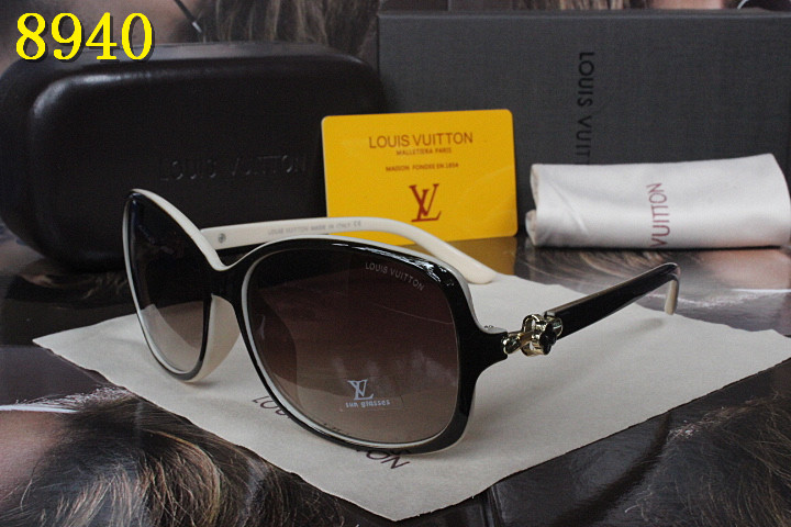 LV Sunglasses AAA-133