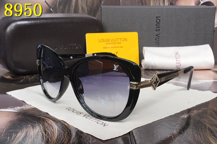 LV Sunglasses AAA-137