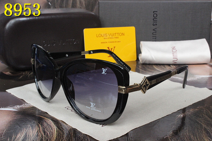 LV Sunglasses AAA-139