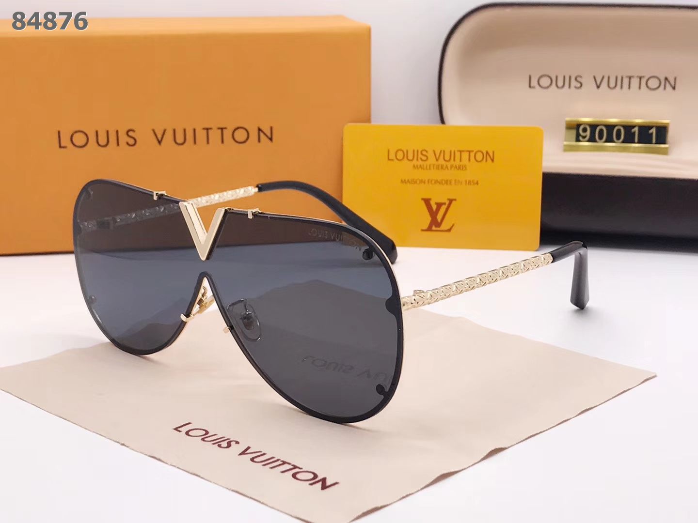 LV Sunglasses AAA-228