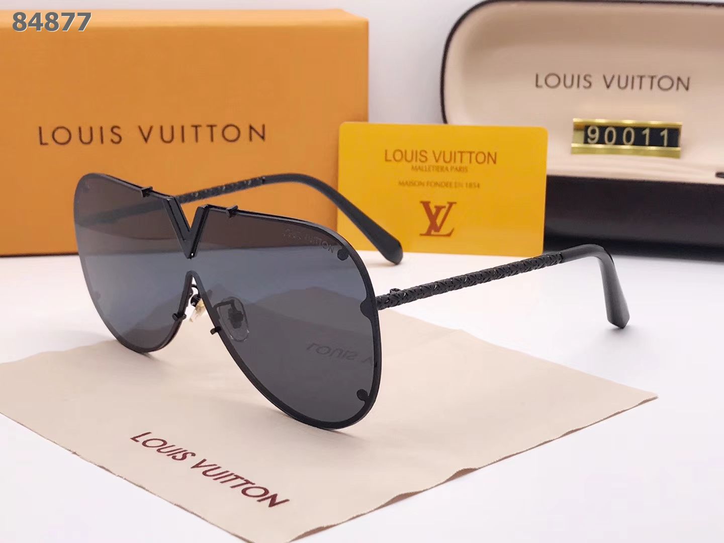 LV Sunglasses AAA-229