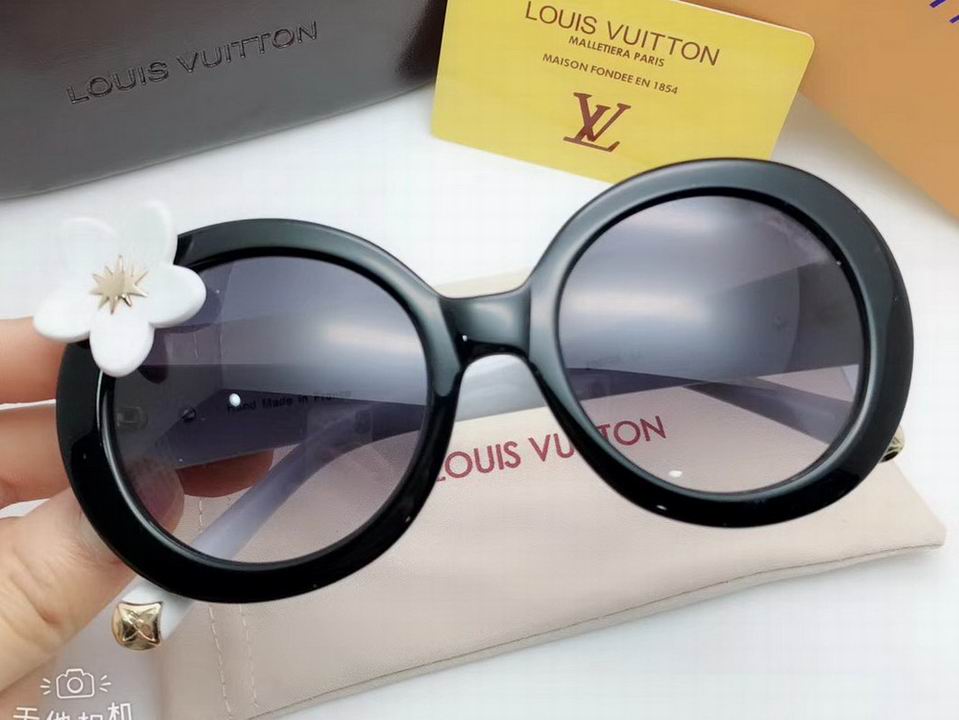 LV Sunglasses AAAA-761