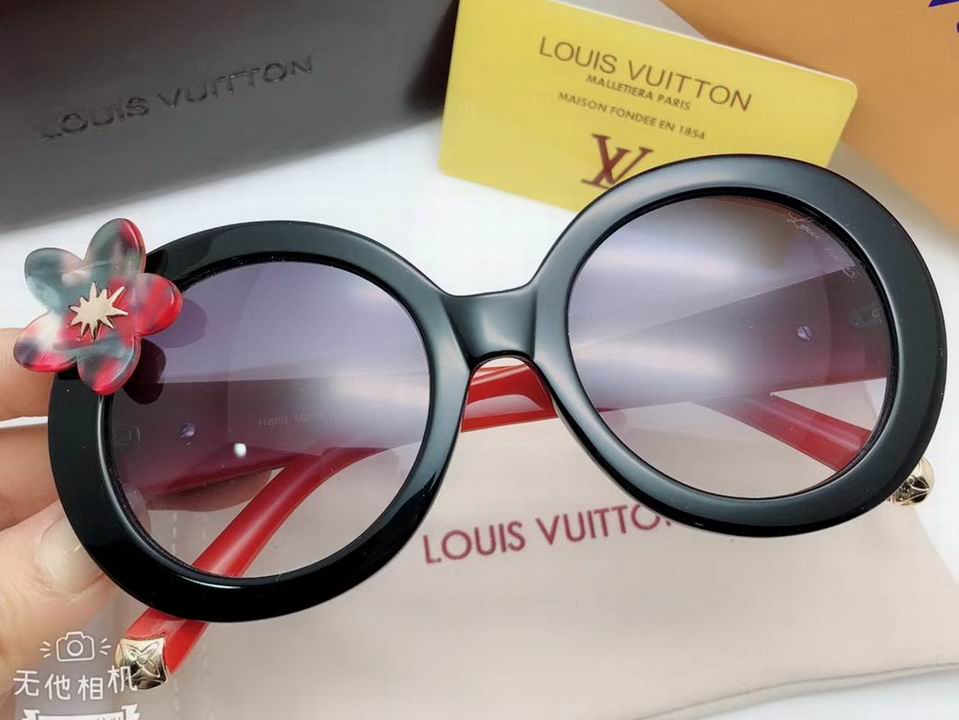 LV Sunglasses AAAA-764