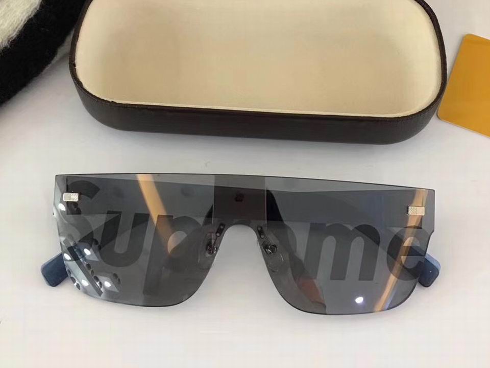 LV Sunglasses AAAA-884