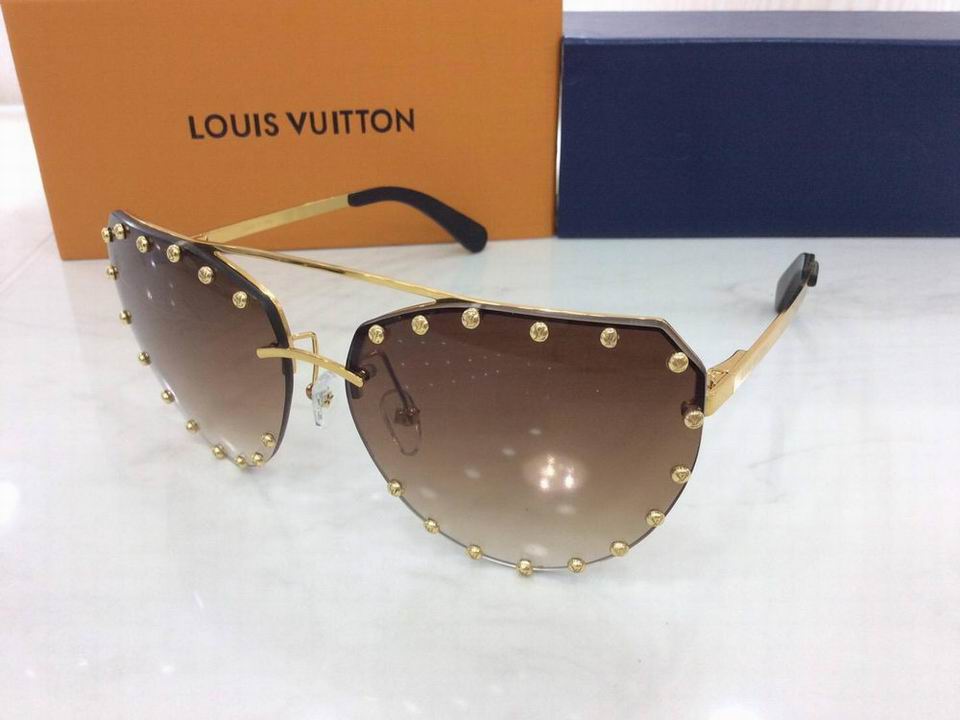 LV Sunglasses AAAA-976