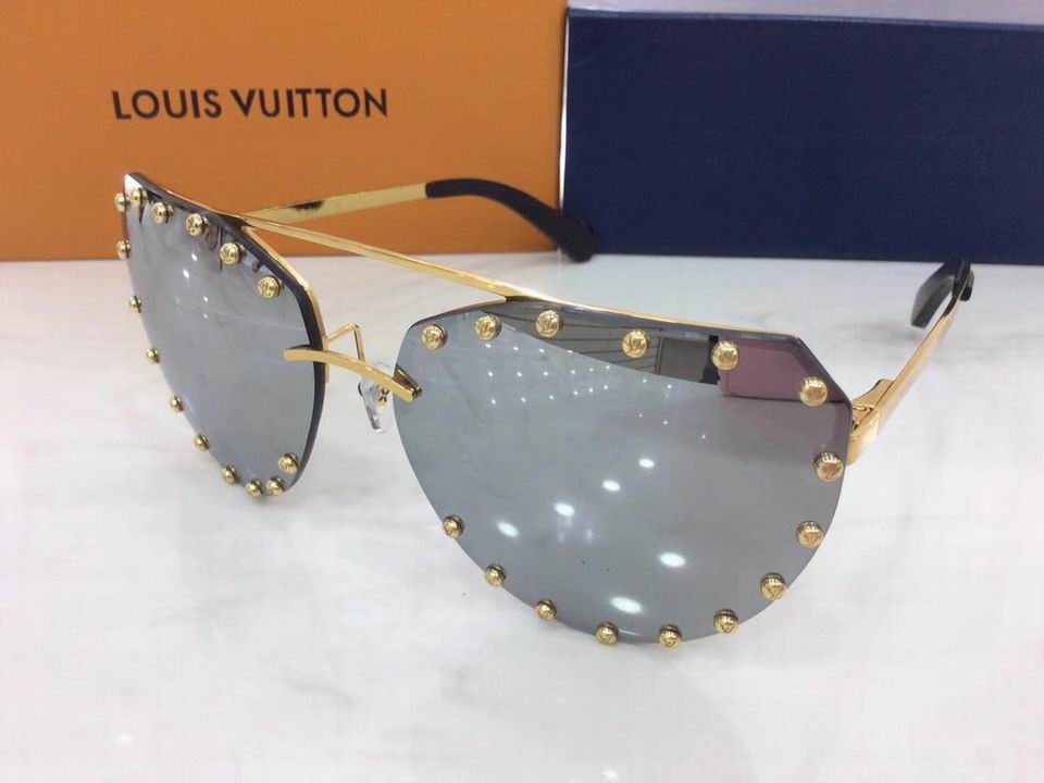 LV Sunglasses AAAA-979