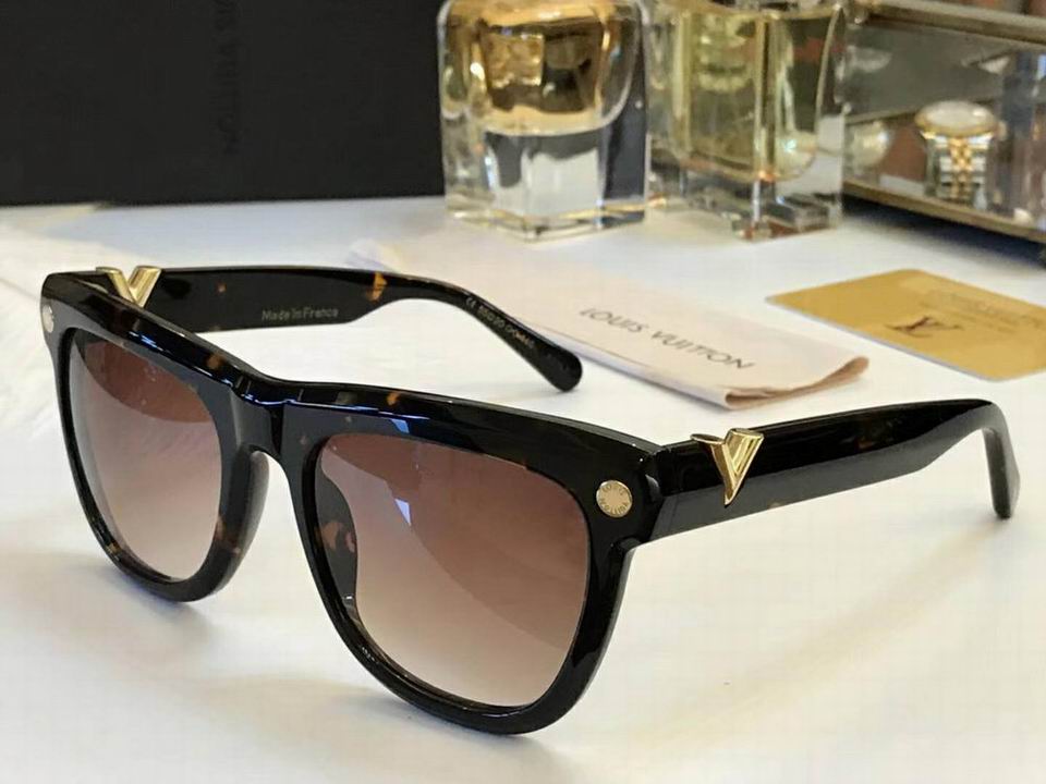 LV Sunglasses AAAA-989