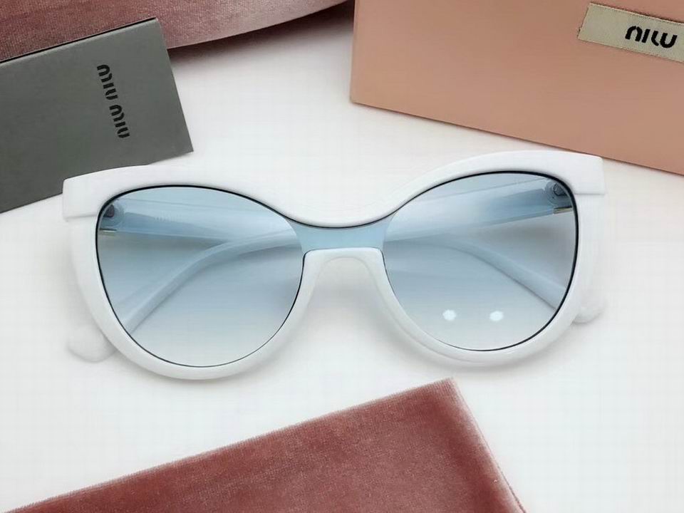 Miu Miu Sunglasses AAAA-421