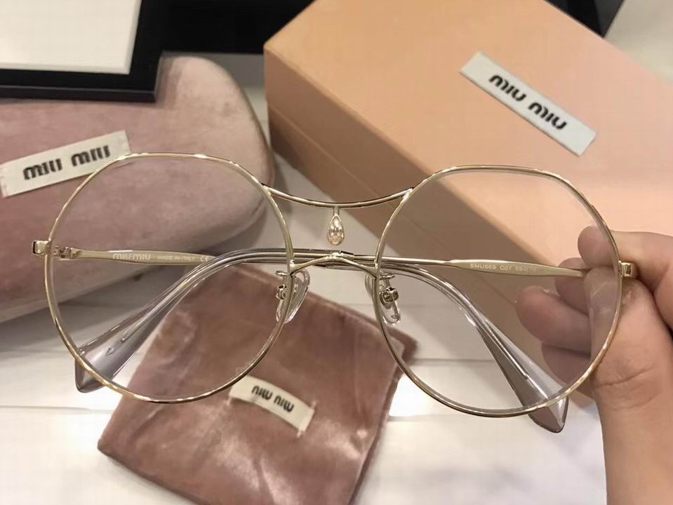 Miu Miu Sunglasses AAAA-519