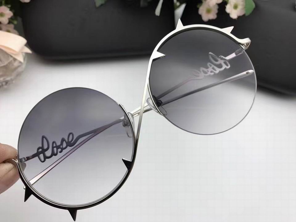 V Sunglasses AAAA-099