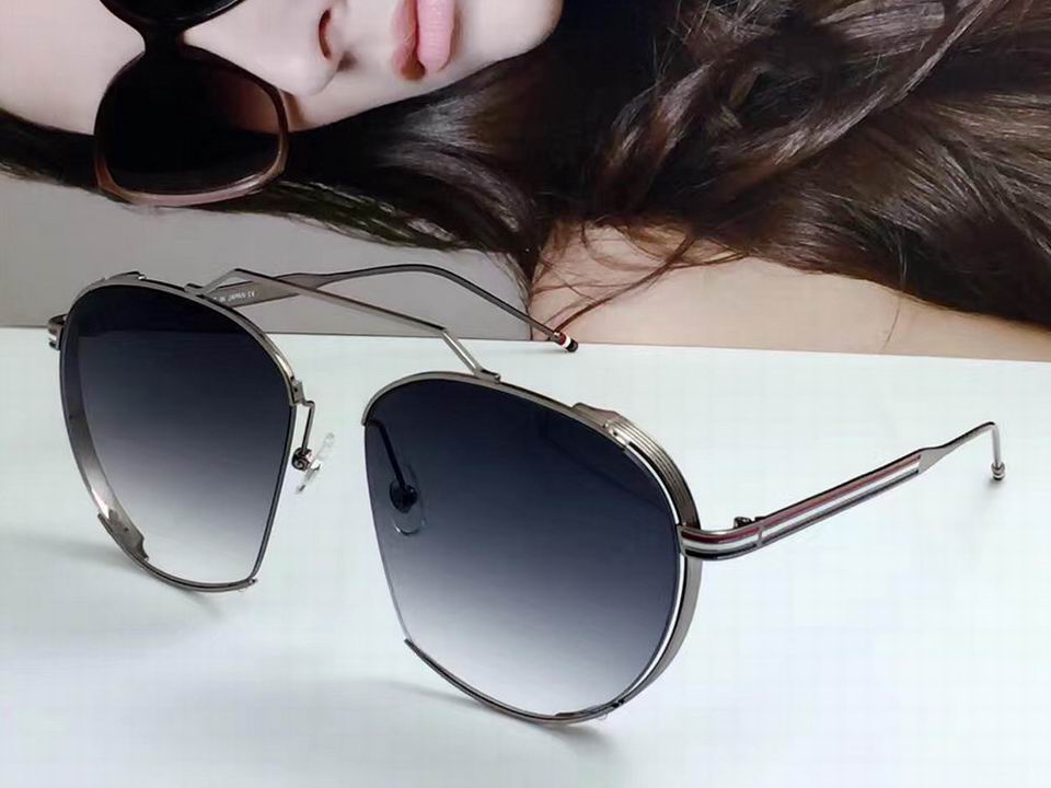 V Sunglasses AAAA-178