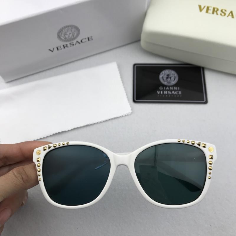 V Sunglasses AAAA-004