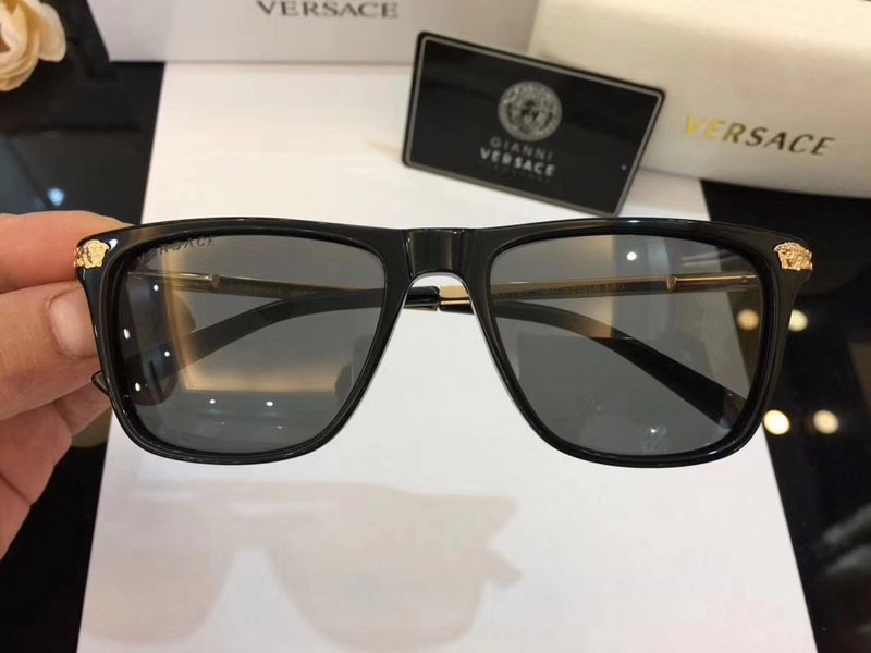 V Sunglasses AAAA-007