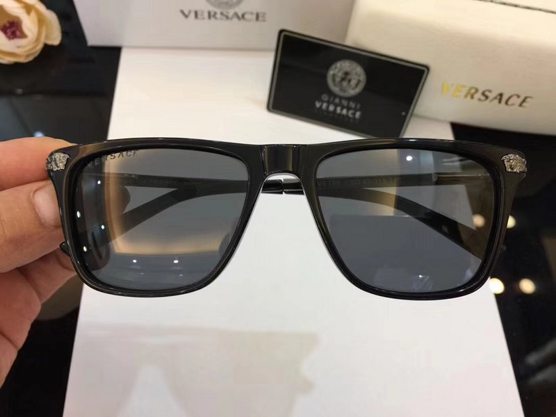 V Sunglasses AAAA-009