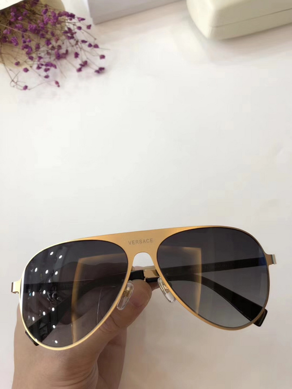 V Sunglasses AAAA-018