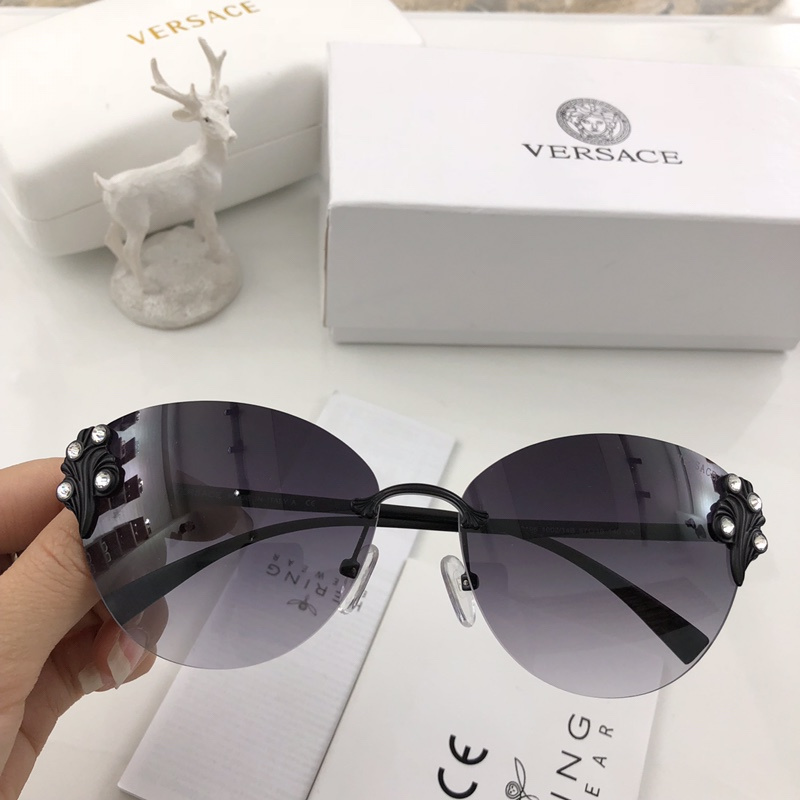 V Sunglasses AAAA-040