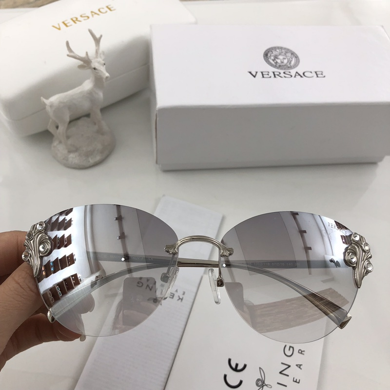 V Sunglasses AAAA-041