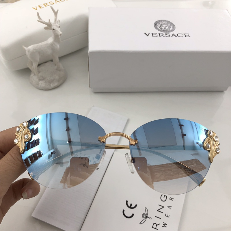 V Sunglasses AAAA-042