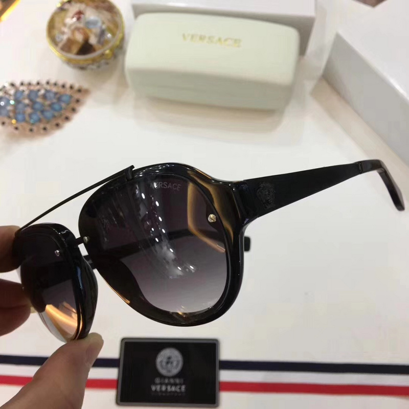 V Sunglasses AAAA-051