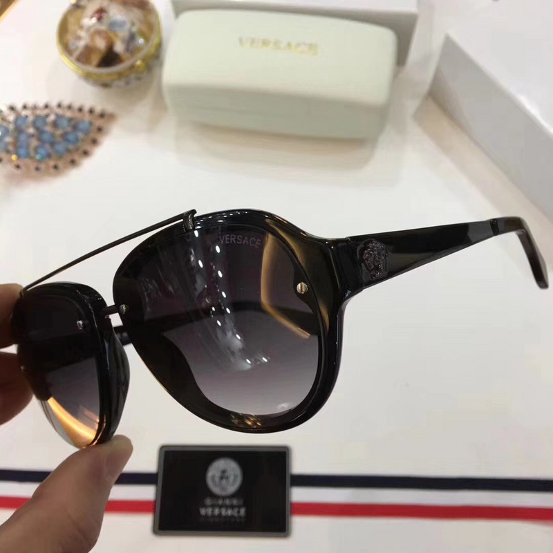 V Sunglasses AAAA-052