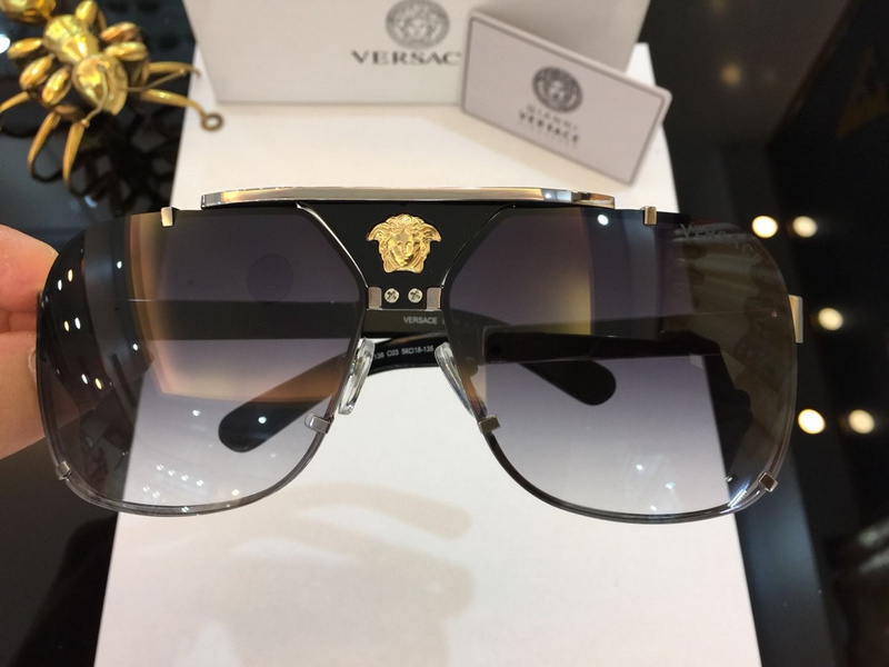 V Sunglasses AAAA-082