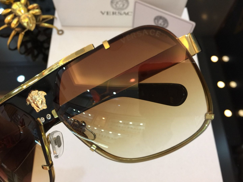 V Sunglasses AAAA-085