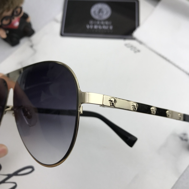 V Sunglasses AAAA-113