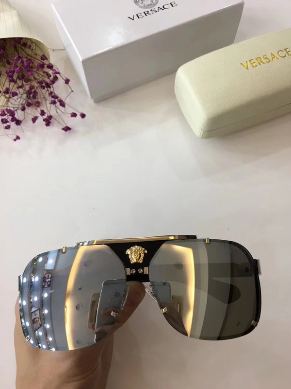 V Sunglasses AAAA-138