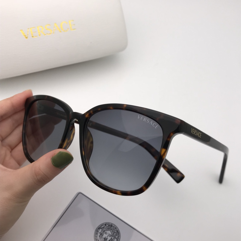 V Sunglasses AAAA-171