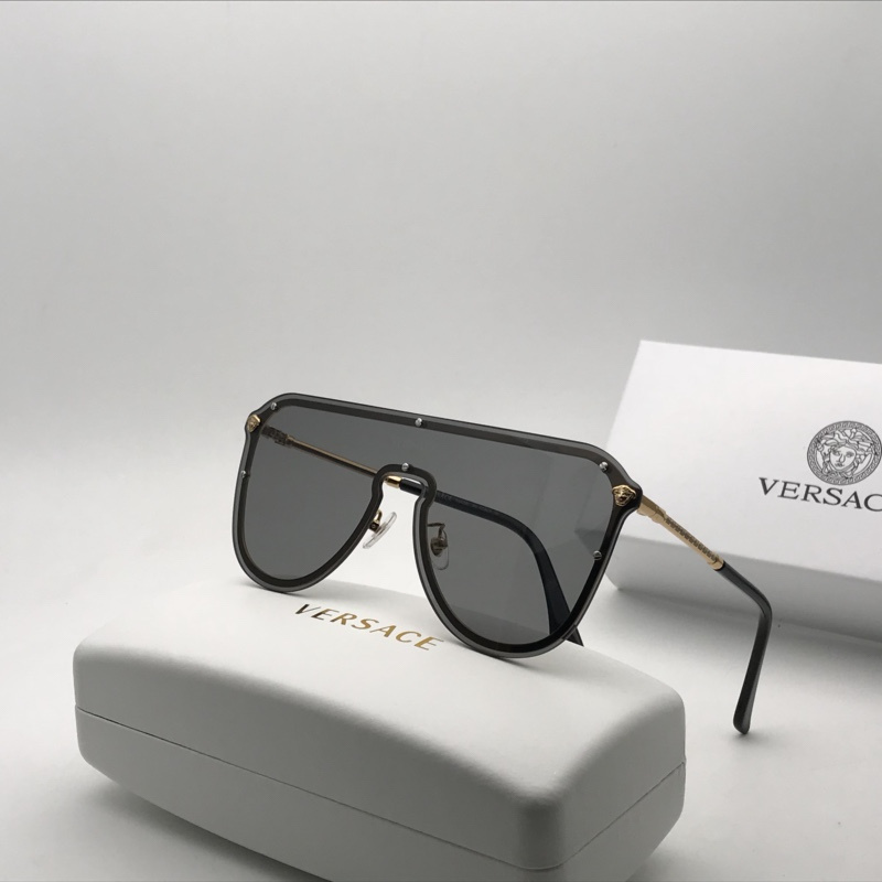 V Sunglasses AAAA-195