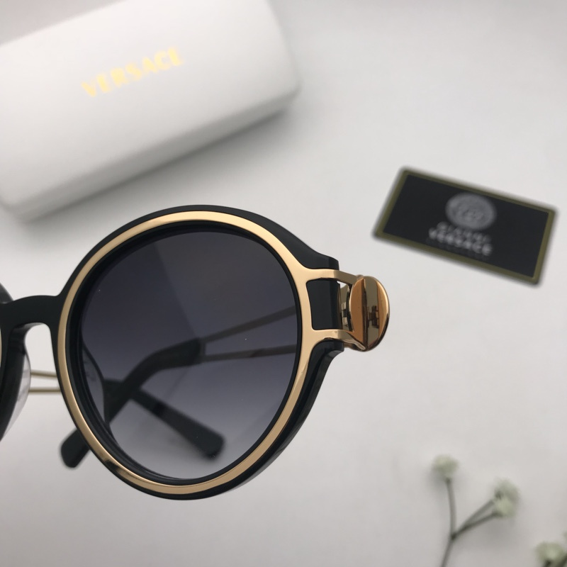 V Sunglasses AAAA-240