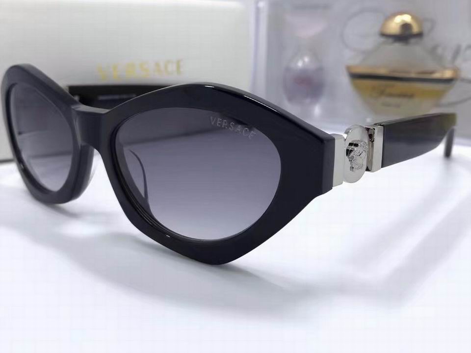 V Sunglasses AAAA-371