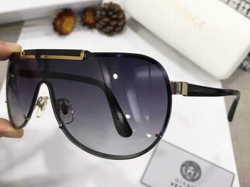 V Sunglasses AAAA-451