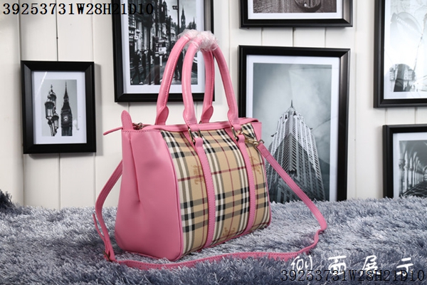 Burberry Handbags AAA-001