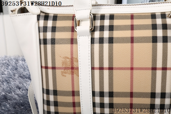 Burberry Handbags AAA-002