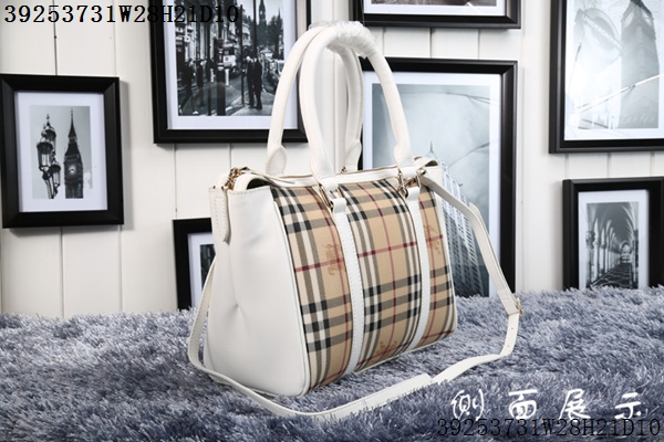 Burberry Handbags AAA-002