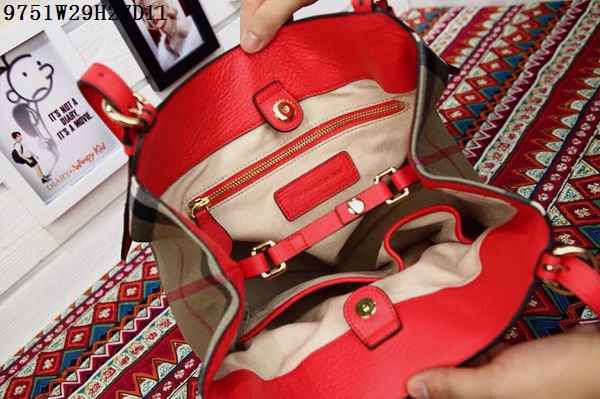 Burberry Handbags AAA-005