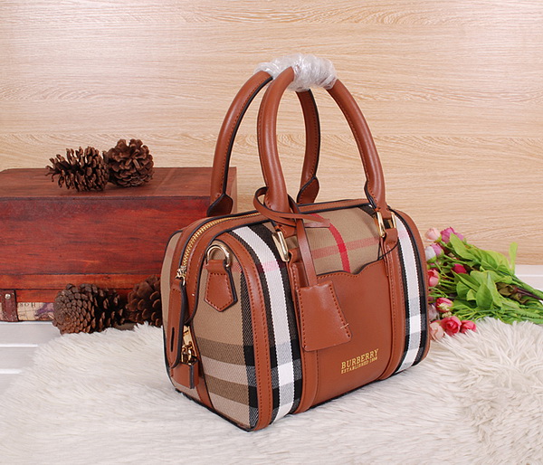 Burberry Handbags AAA-021