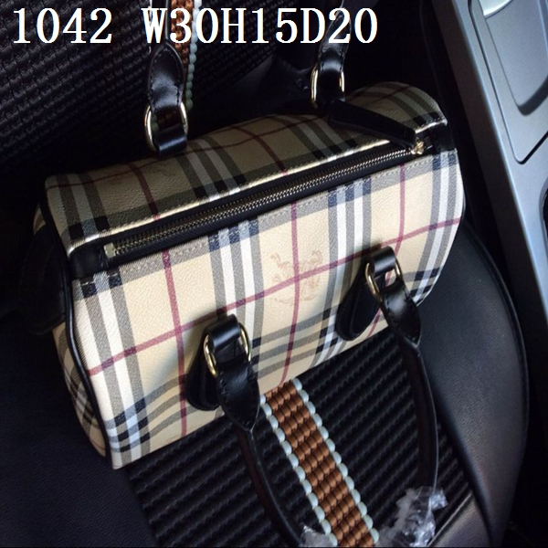 Burberry Handbags AAA-028