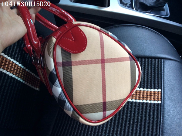 Burberry Handbags AAA-030